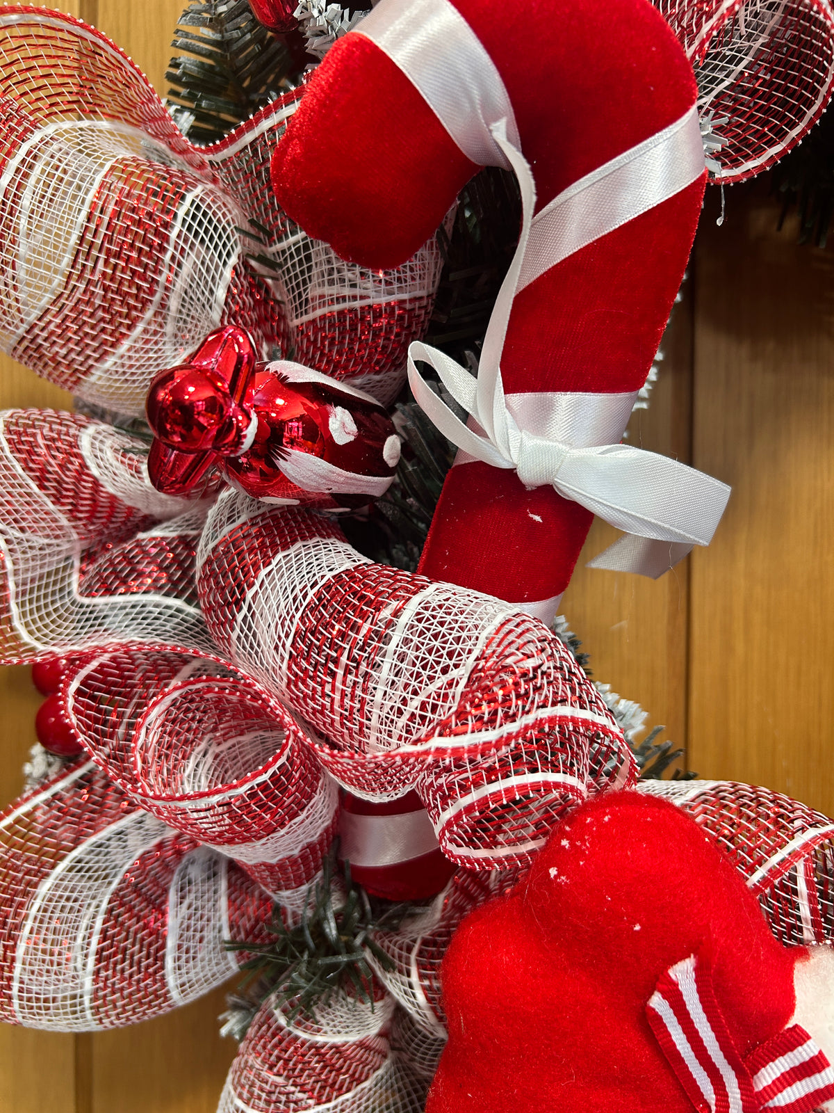 Candy cane wreath