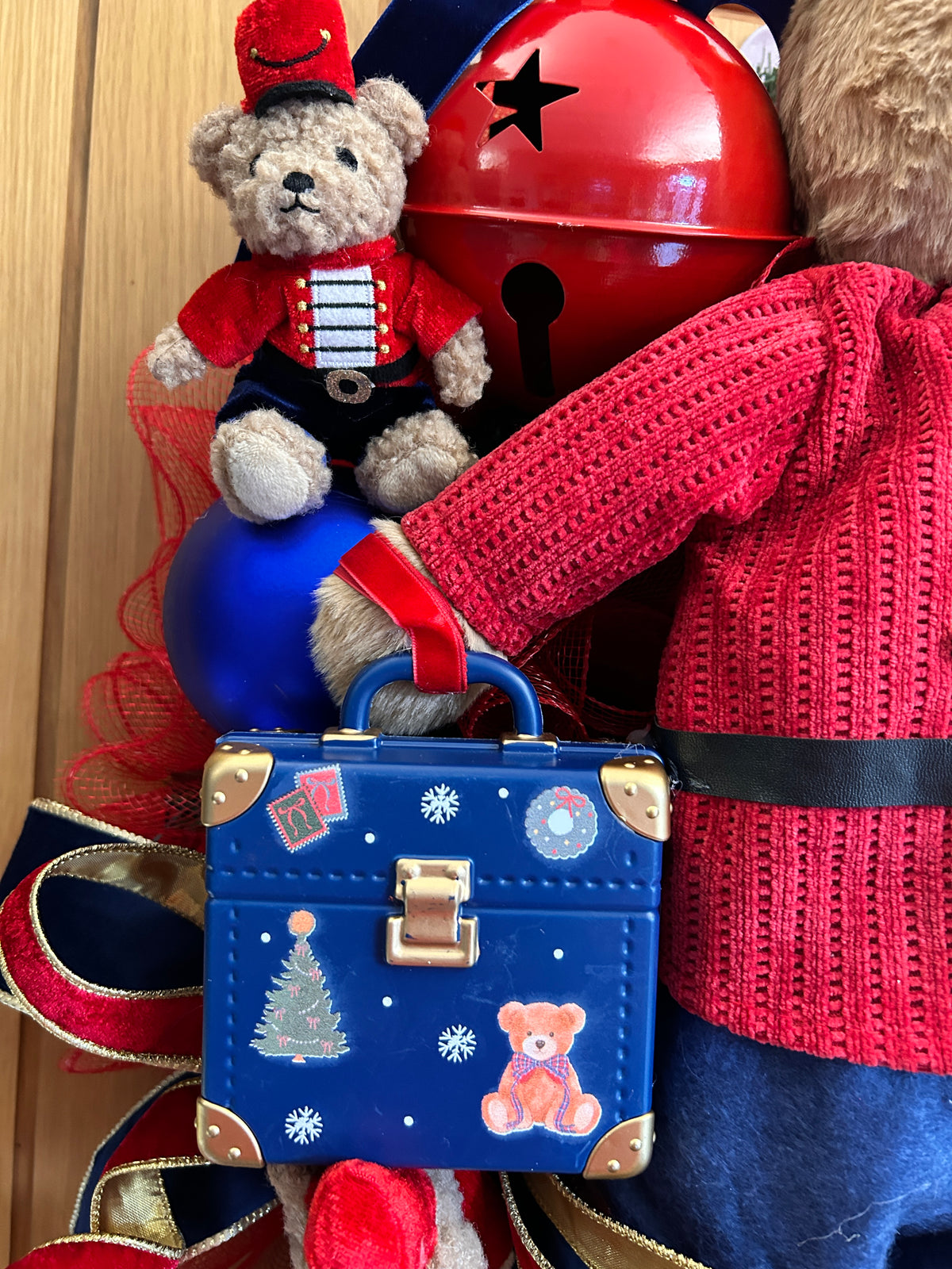 Christmas Teddy bear wreath
