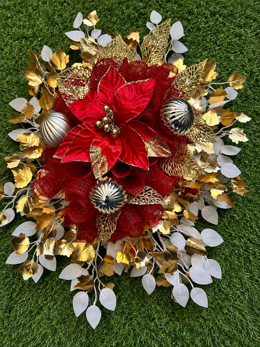 Tree topper red and gold