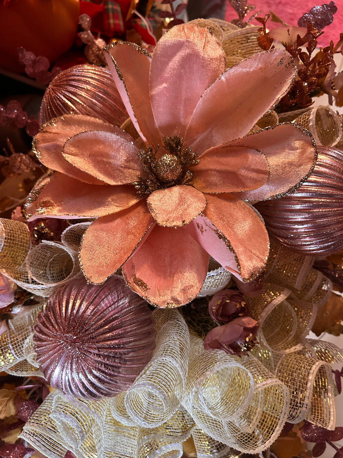 Tree topper pink