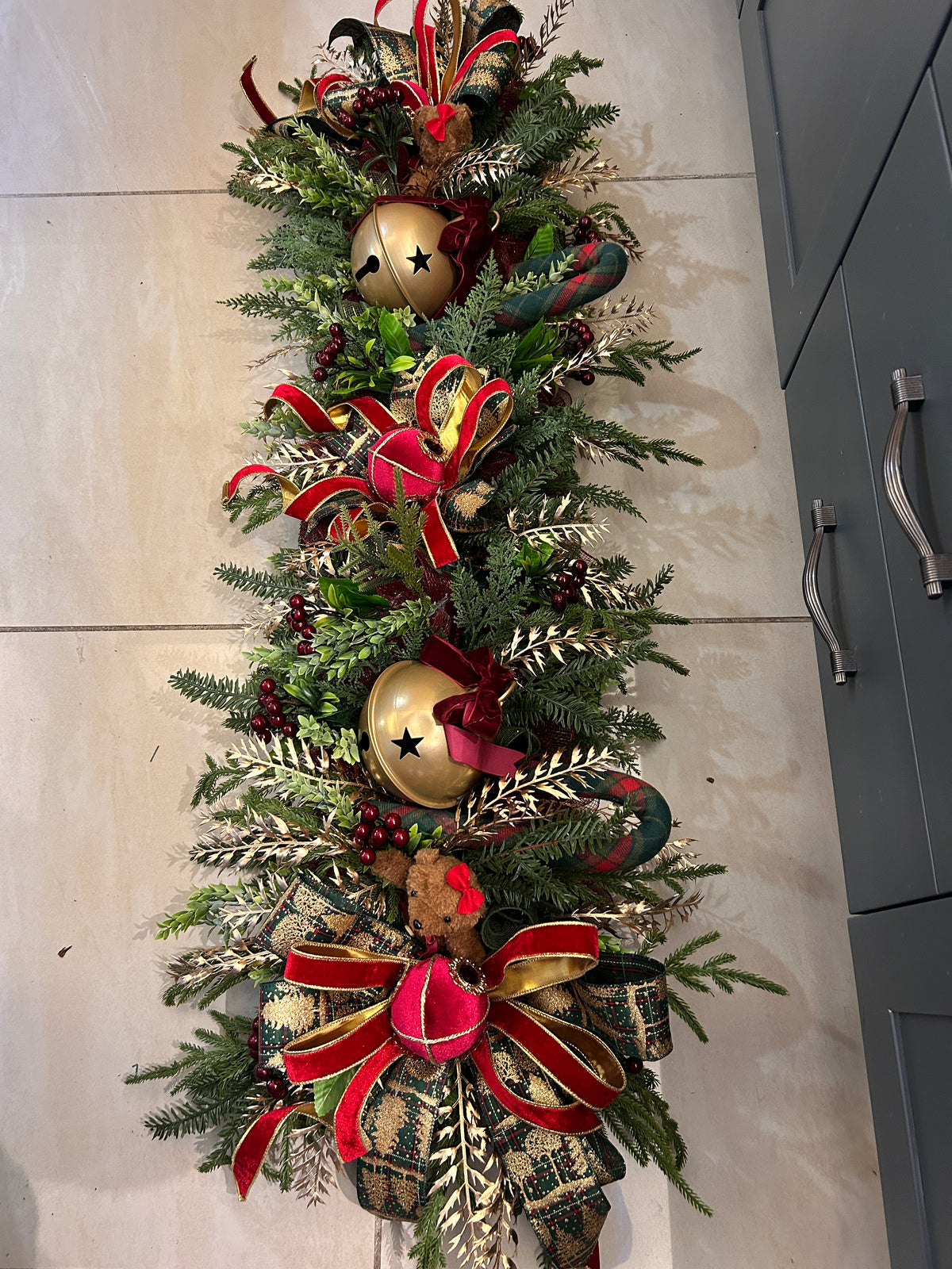 Christmas deluxe garland
