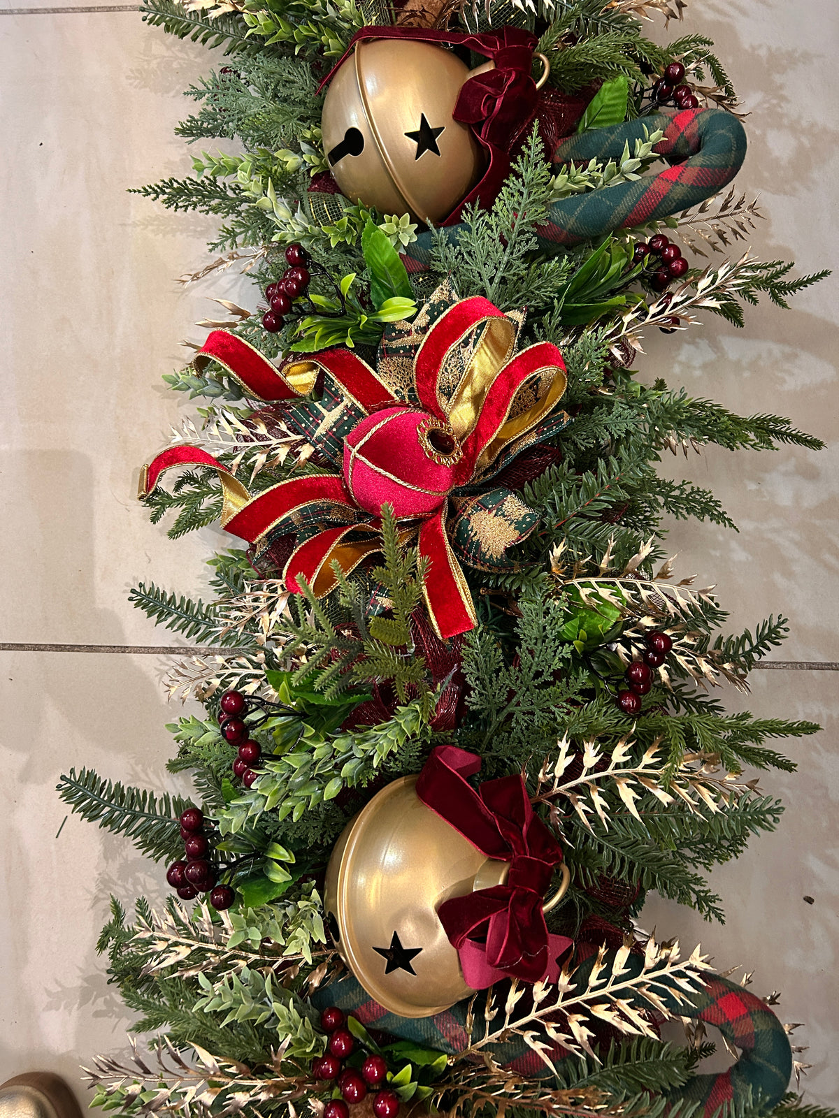 Christmas deluxe garland