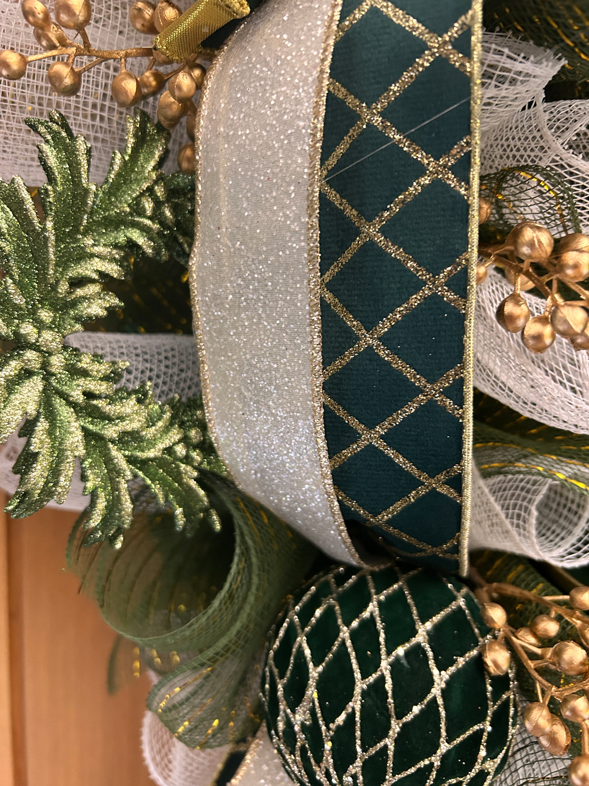 Green nutcracker wreath 60cm