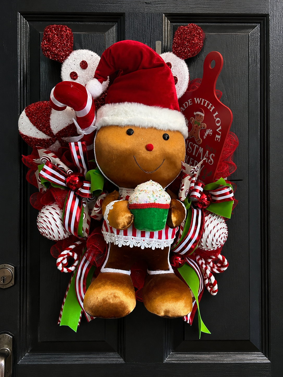 Gingerbread man wreath